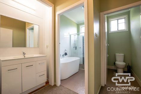 Property photo of 68 Lang Street Glen Innes NSW 2370