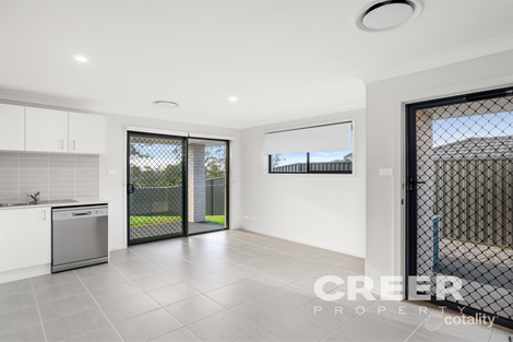 Property photo of 8A Castleton Close Farley NSW 2320