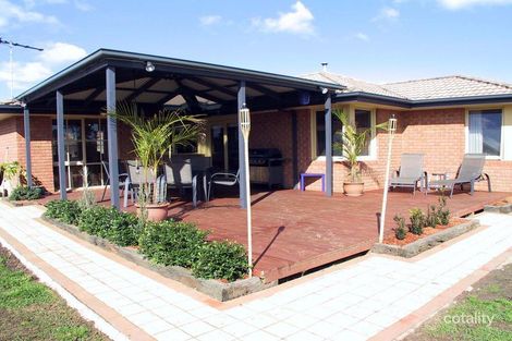 5 Diamond Cl, Ferntree Gully, VIC 3156
