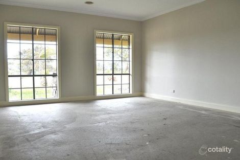 Property photo of 105 Forest Red Gum Drive Mickleham VIC 3064