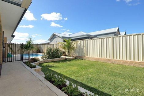 Property photo of 21 Lowell Street Secret Harbour WA 6173