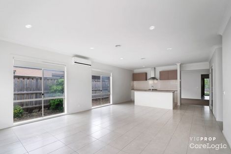 Property photo of 3 Maddock Street Point Cook VIC 3030