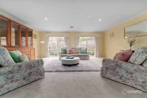 Property photo of 5 Walter Lynch Way Chirnside Park VIC 3116