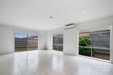 Property photo of 3 Maddock Street Point Cook VIC 3030