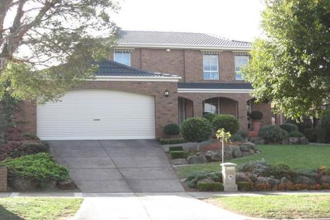 16 Mannering Dr, Glen Waverley, VIC 3150