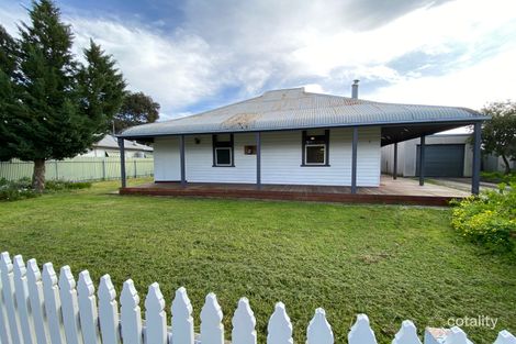 2 Pine St, Nhill, VIC 3418