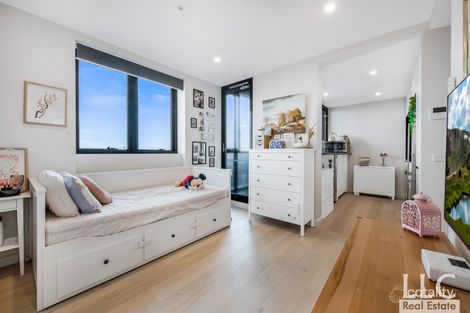 Property photo of 3303/63 Haig Street Southbank VIC 3006