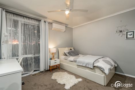 Property photo of 10 Ezard Close Berwick VIC 3806