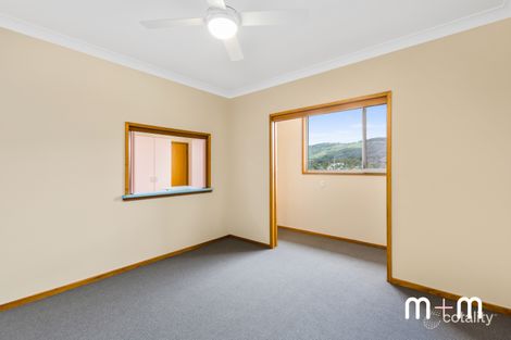 Property photo of 9 Park Road Bulli NSW 2516