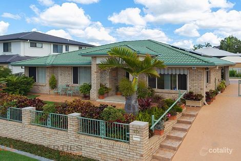 Property photo of 70 Franquin Crescent Kuraby QLD 4112