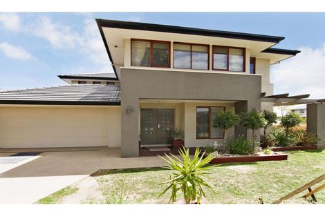 Property photo of 2 Quarterdeck Road Sandhurst VIC 3977