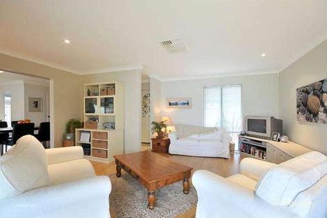 Property photo of 7 Redfin Crescent Beldon WA 6027