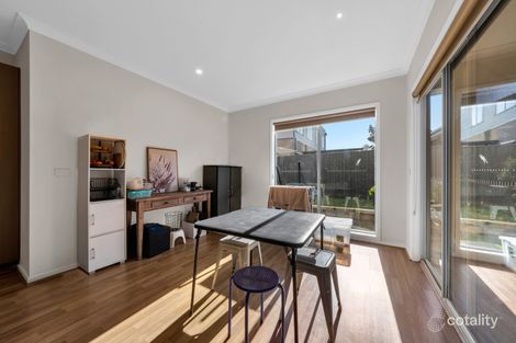 Property photo of 19 Kilburn Place Pakenham VIC 3810