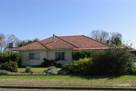 1 Collins St, Pittsworth, QLD 4356