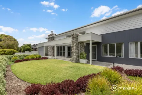 5 Swarbrick St, Emu Point, WA 6330