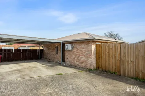 2/16 Bishops Dr, Newnham, TAS 7248