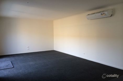Property photo of 11 Hammond Crescent Officer VIC 3809