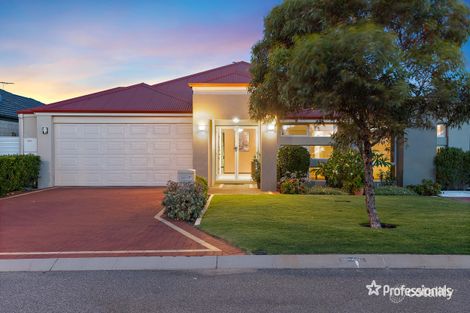16 Alnwick Turn, Landsdale, WA 6065