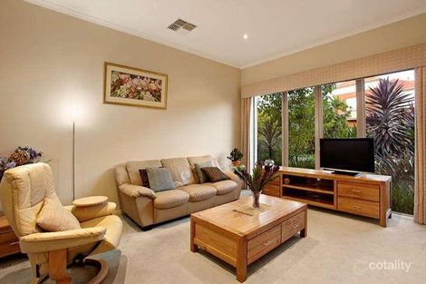 Property photo of 4 Strathaird Mews Port Melbourne VIC 3207