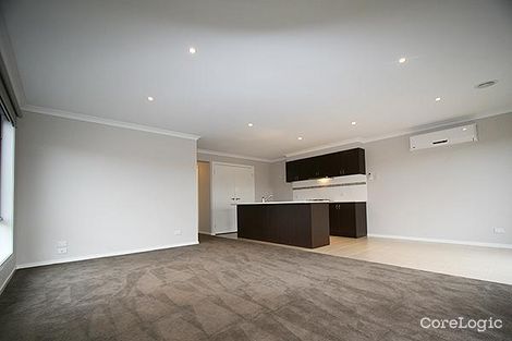 Property photo of 12 Alluvian Way Carrum Downs VIC 3201