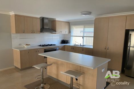 Property photo of 10 Saponara Drive Sinagra WA 6065