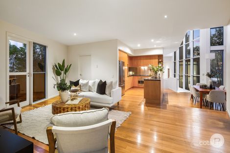 Property photo of 7 Charlane Avenue Indooroopilly QLD 4068