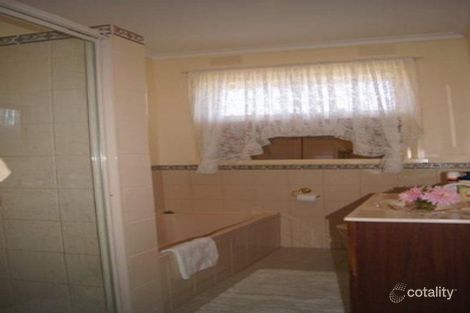 51 Henry St, Koo Wee Rup, VIC 3981