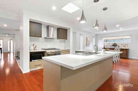 Property photo of 7 Rosella Rise Rosebud VIC 3939