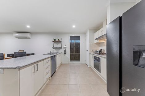 Property photo of 36 Webster Way Pakenham VIC 3810