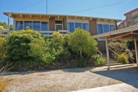 19 Riviera Cres, Ocean Grove, VIC 3226
