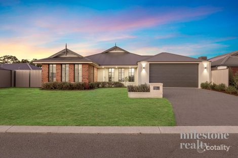 Property photo of 29 Grapple Road Whitby WA 6123