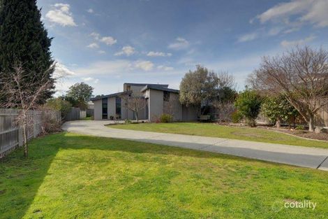 Property photo of 11 West Court Traralgon VIC 3844