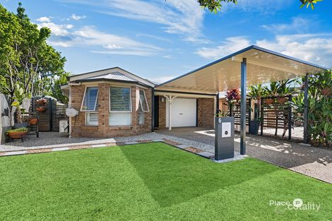 6 Wattle St, Cannon Hill, QLD 4170