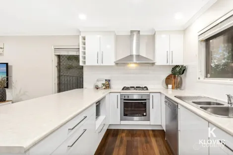 Property photo of 14 O'Connor Crescent Mansfield QLD 4122