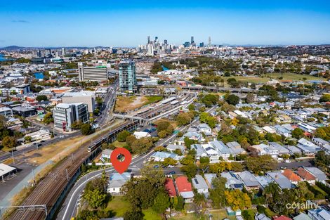 Property photo of 2 Bridge Street Albion QLD 4010