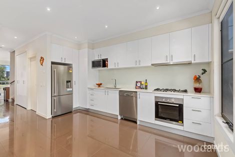 Property photo of 27 Bailey Crescent Oak Park VIC 3046