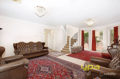 Property photo of 12 Gates Court Roxburgh Park VIC 3064