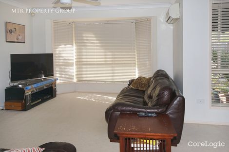 Property photo of 8 Tenterfield Place Forest Lake QLD 4078