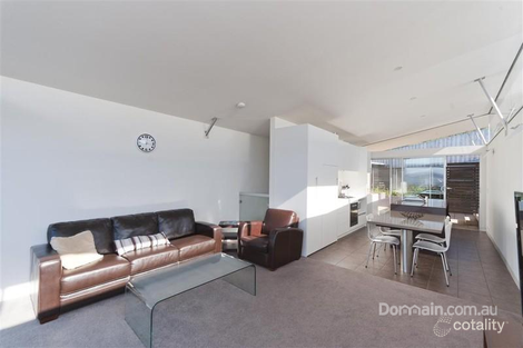 Property photo of 2/86 Upper Fitzroy Crescent South Hobart TAS 7004