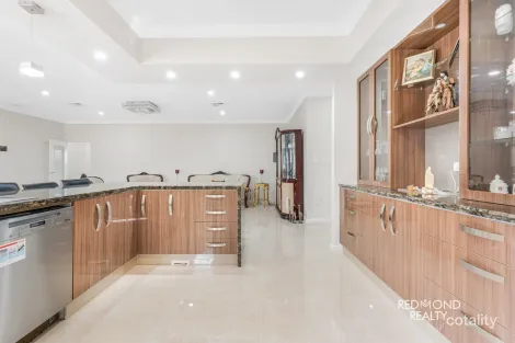 Property photo of 10 Wamberal Way Burns Beach WA 6028