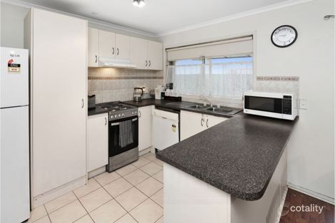 Property photo of 10 Earlington Boulevard Burnside VIC 3023