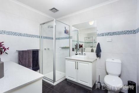 Property photo of 27 Middle Park Drive Point Cook VIC 3030