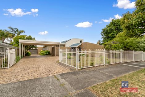 6 Auchterlonie Cres, Churchill, VIC 3842