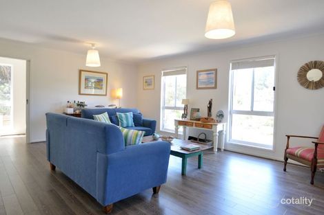 Property photo of 1 Pandora Avenue Venus Bay VIC 3956