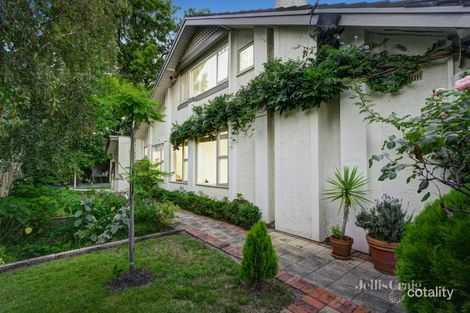 Property photo of 39 Avenue Athol Canterbury VIC 3126