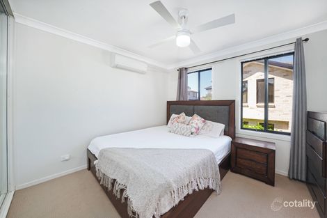 Property photo of 2/2A Collis Place Minto NSW 2566