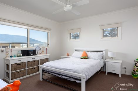 Property photo of 17 Water View Rise Cowes VIC 3922