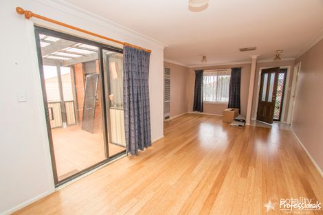 Property photo of 13 Cromwell Close Melton South VIC 3338