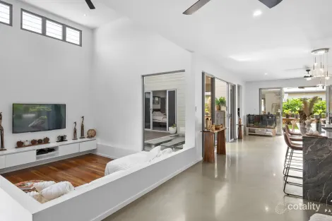 Property photo of 3 Hatch Close Trinity Beach QLD 4879
