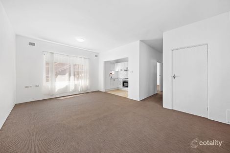 2/104 KIORA RD, MIRANDA, NSW 2228